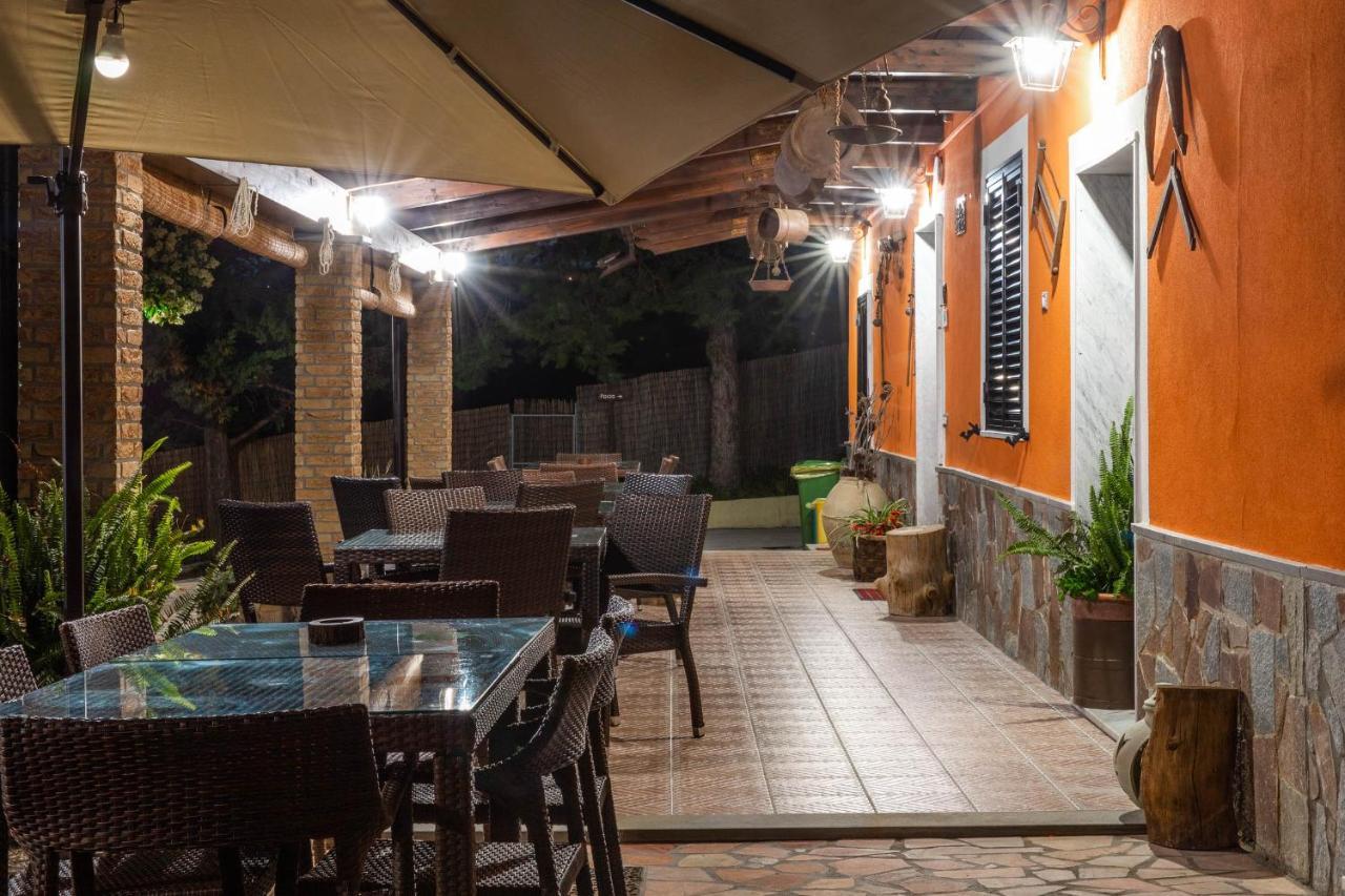 B&B La Mortella Albanella Exterior photo
