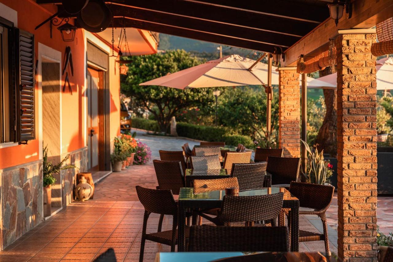 B&B La Mortella Albanella Exterior photo