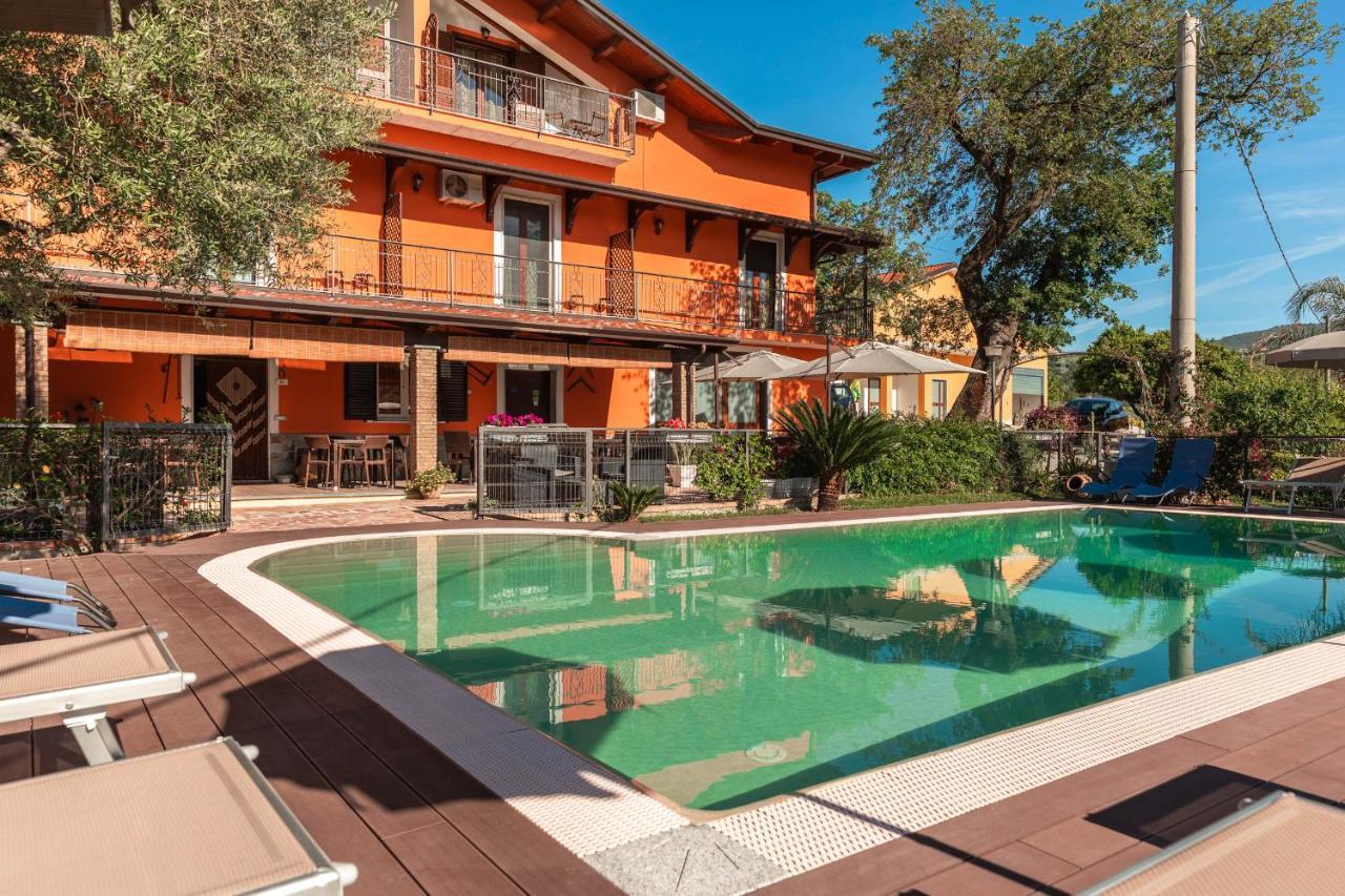 B&B La Mortella Albanella Exterior photo